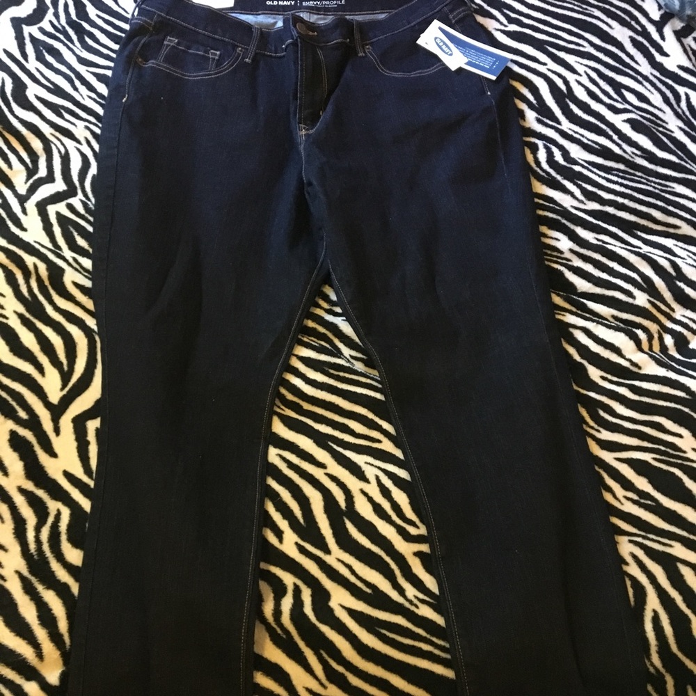 Old Navy Mid-rise curvy jeans (Size 16)